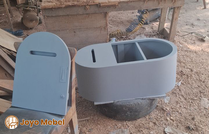 Proses pembuatan photo booth custom, Sumber: joyomebel.com