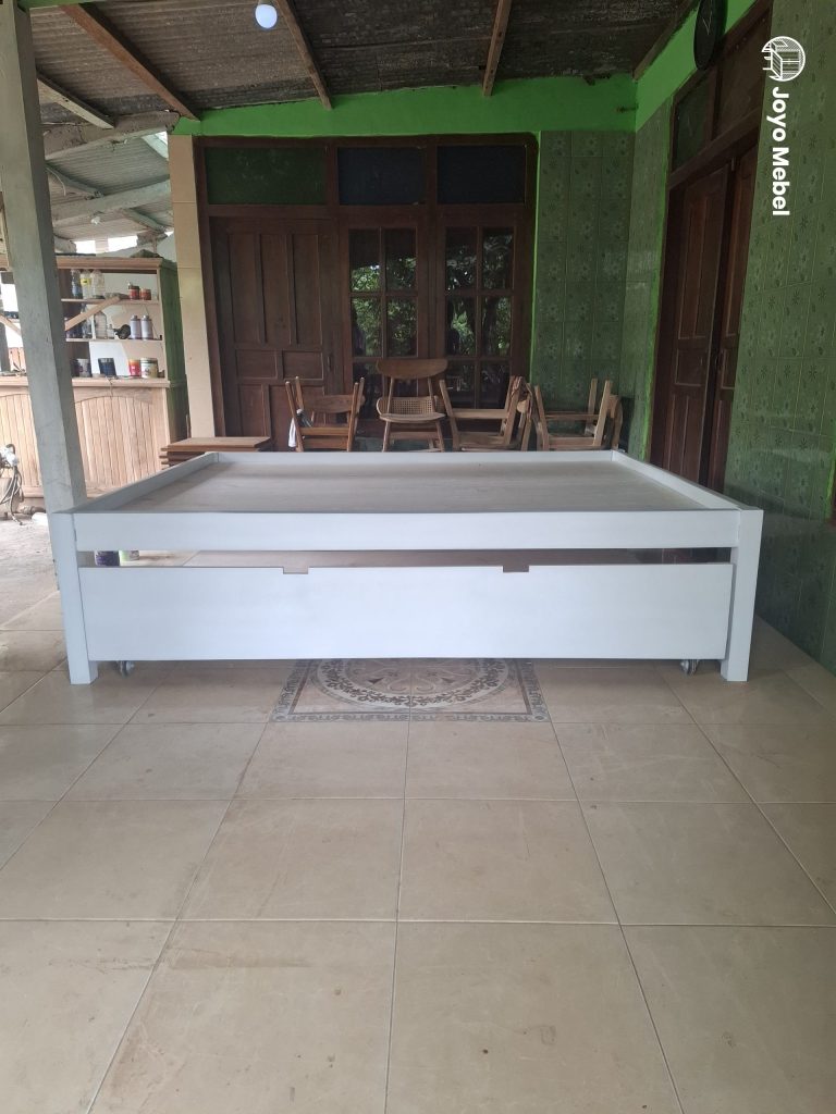 Pembuatan Dipan Sorong Jl Kalurang