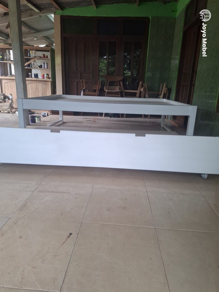 Pembuatan Dipan Sorong Jl Kalurang