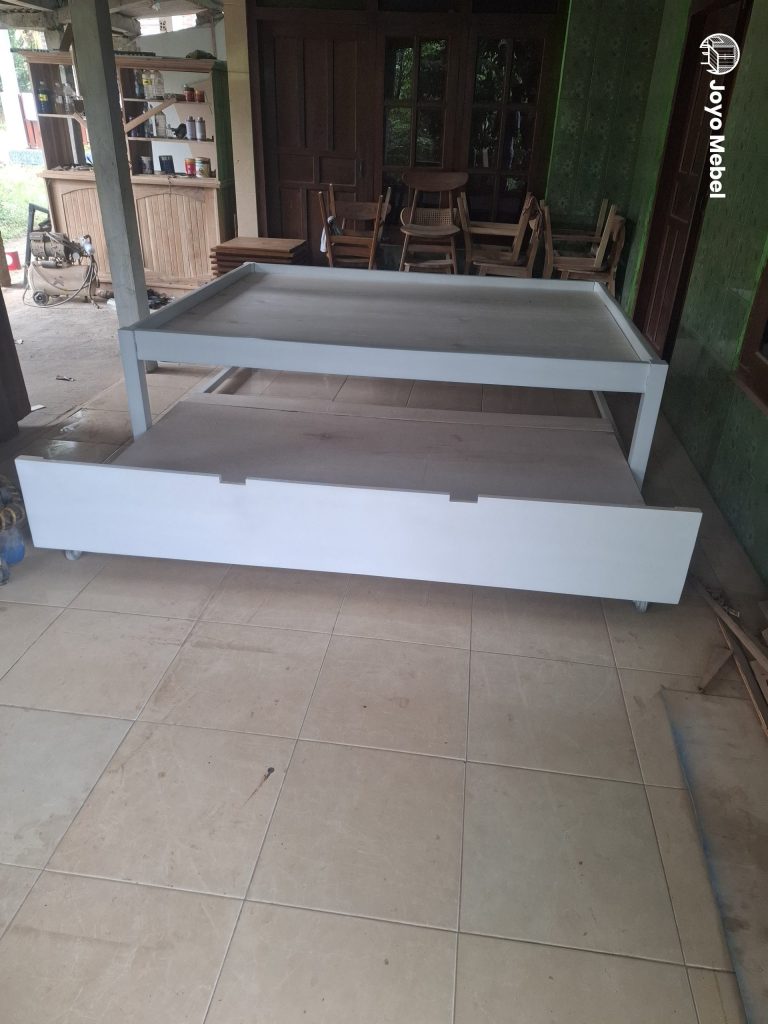 Pembuatan Dipan Sorong Jl Kalurang